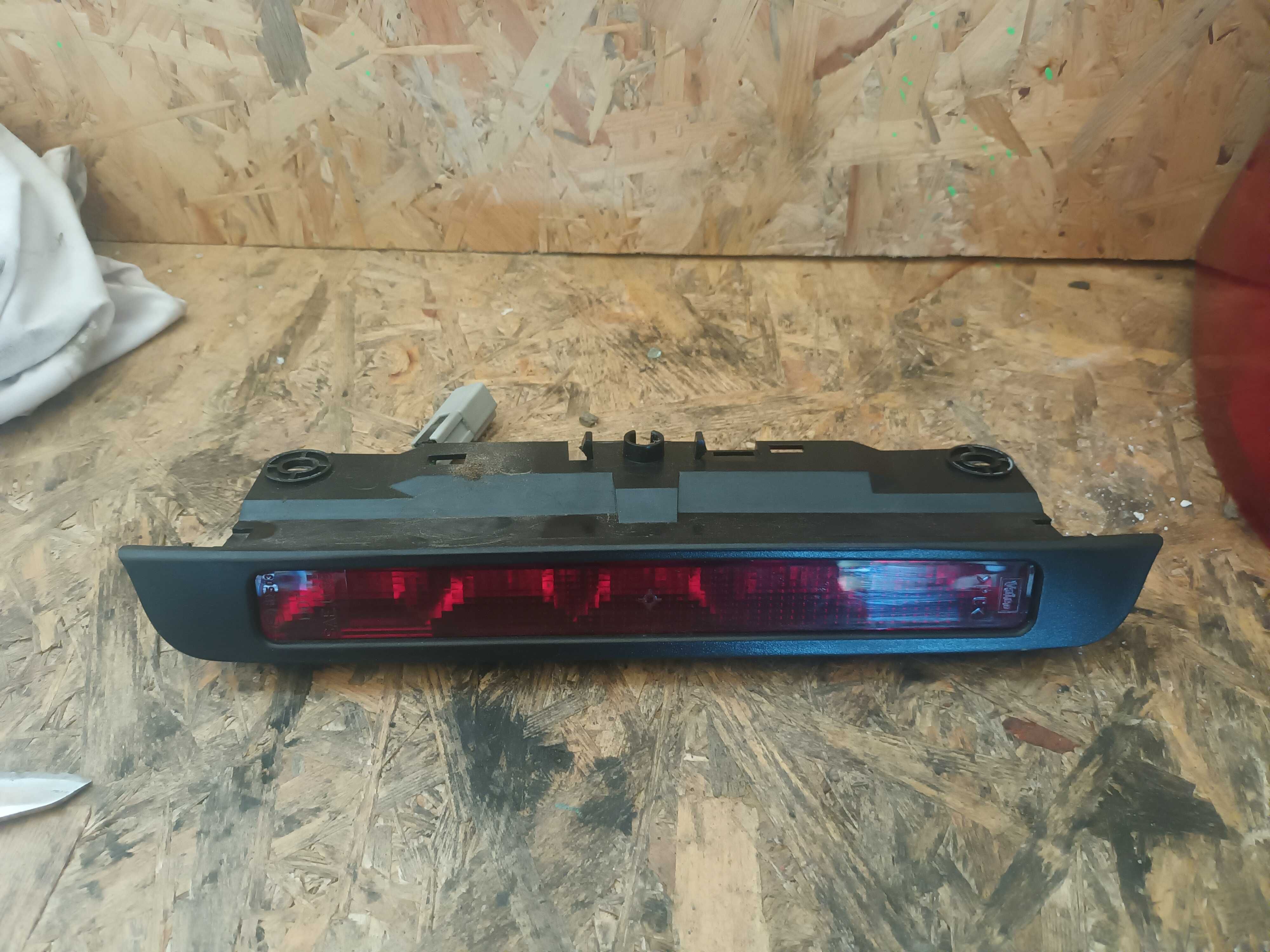 Honda Civic VII Hatchback Trzecie Światło Stopu