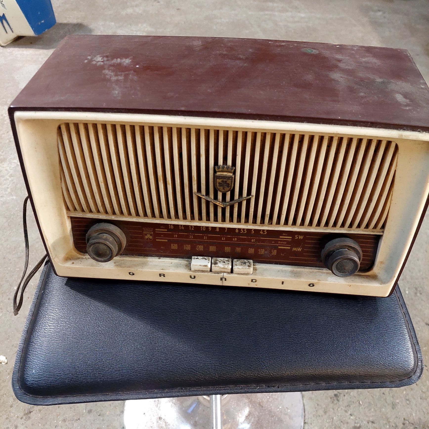 Radio muito antigo