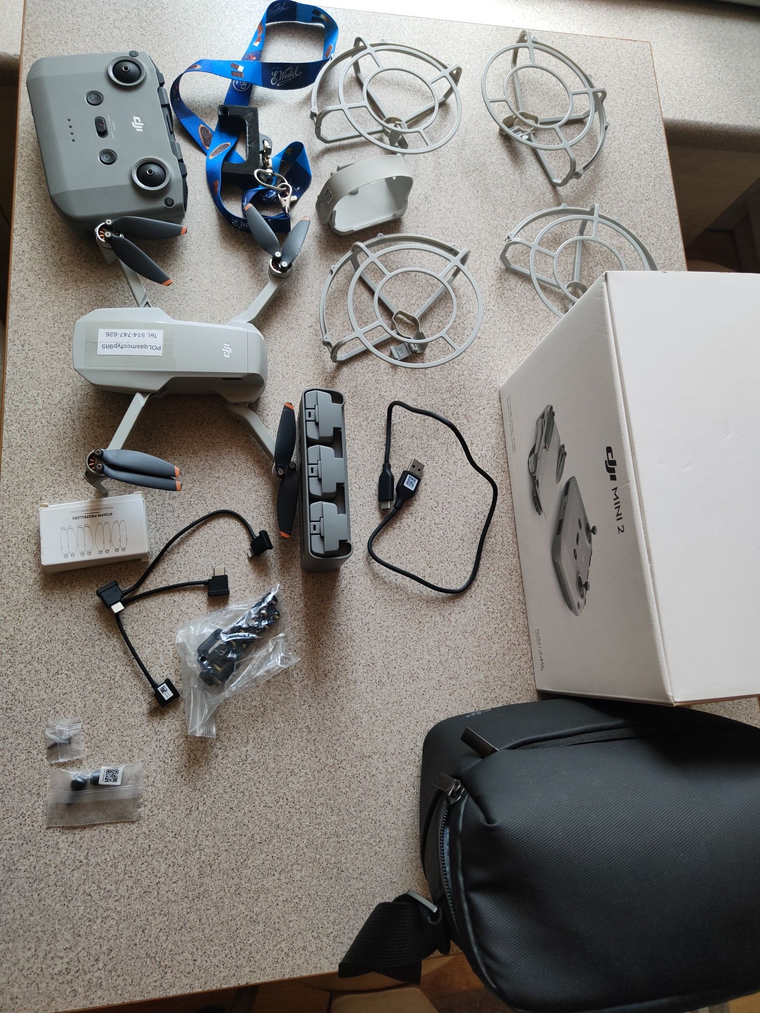 Dron DJI Mini 2 Fly More Combo