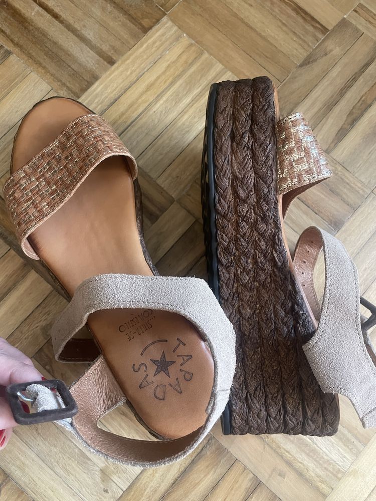 Sandalias, marca Tapadas n°39, em bom estado