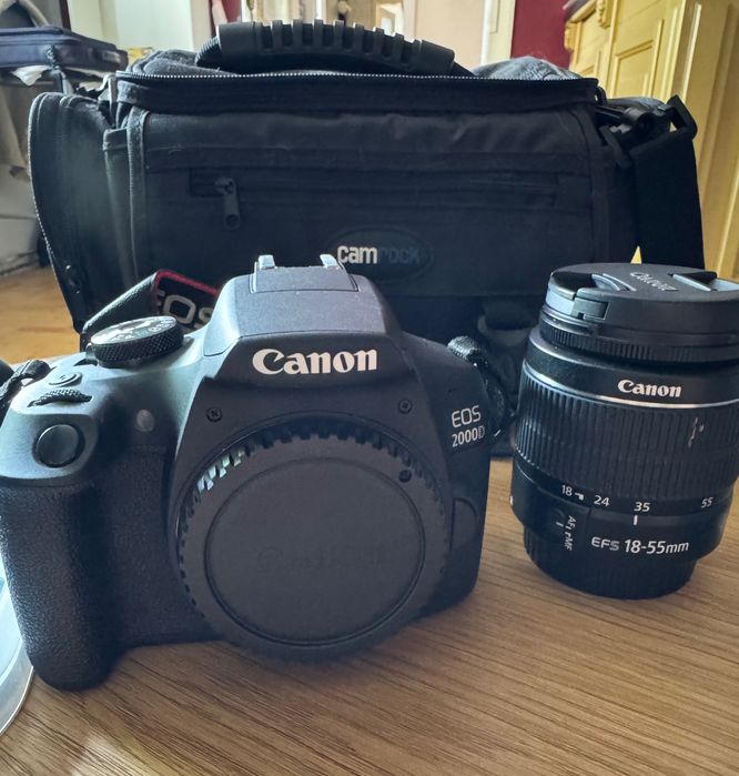 CANON EOS2000D i Cały zestaw