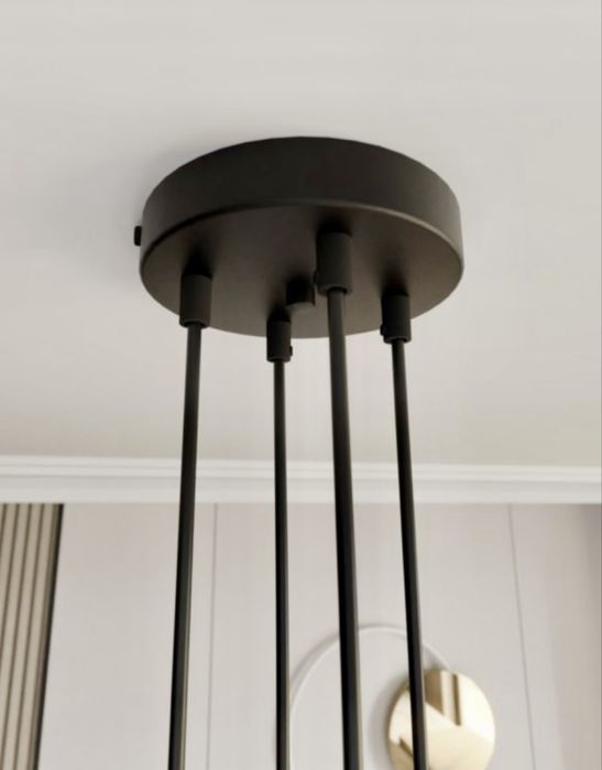 Beżowa lampa wisząca Marigold 4 na czarnym stelażu