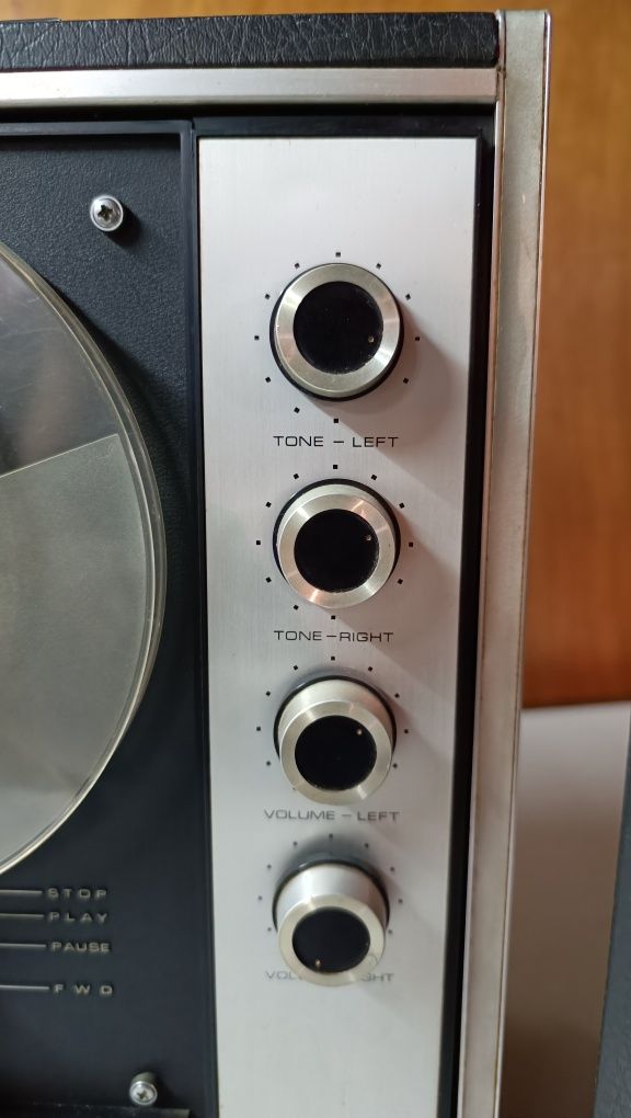 Gravador de fita Sanyo MR 393