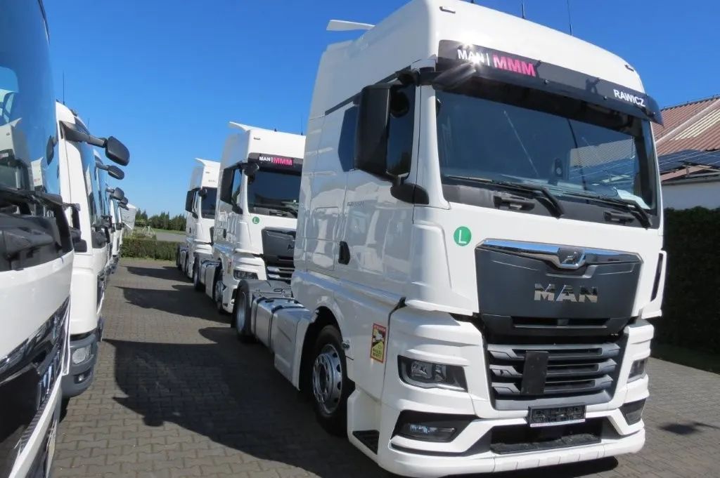 MAN TGX TG3 18.470 GX MEGA RETARDER ACC NAVI PO KONTRAKCIE SERWIS MAN  Euro 6d, subwoofer, zbiorniki 2 x 480 litrów,