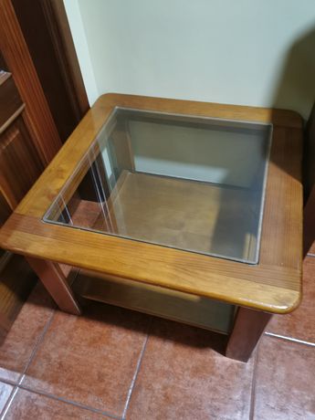 Vendo mesa centro madeira e vidro 700x700mm - 50€