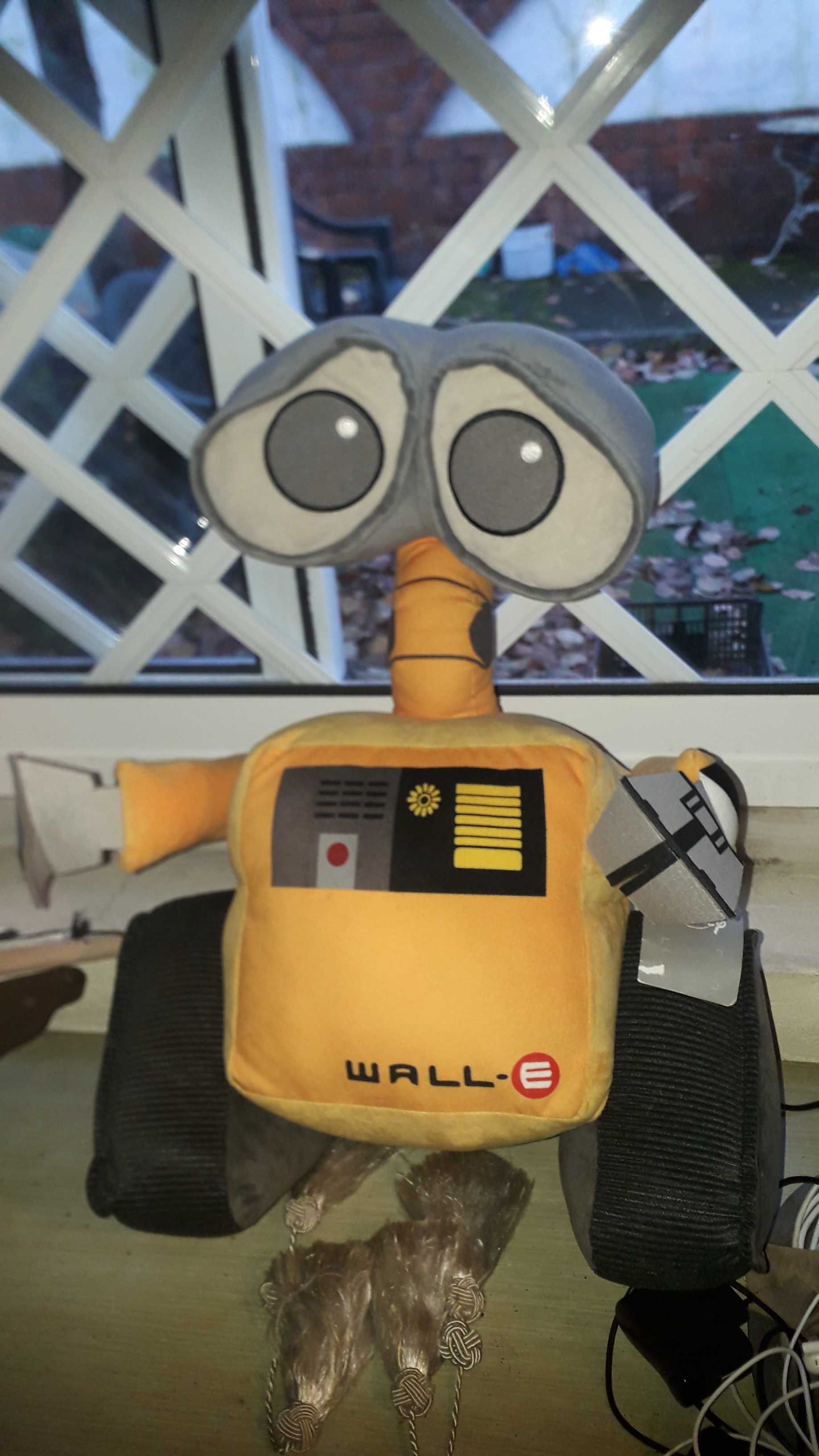 Peluxe Wall E 40cm Disney novo c etiqueta