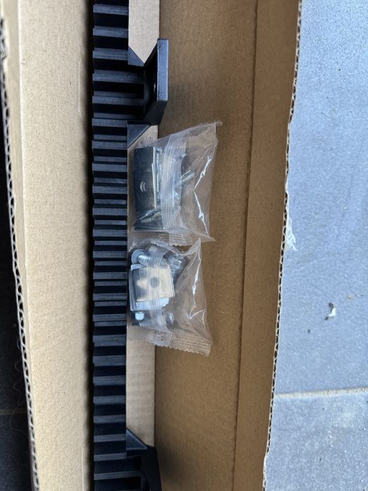 Listwa zębata nylonowa 1000x20mm do bramy