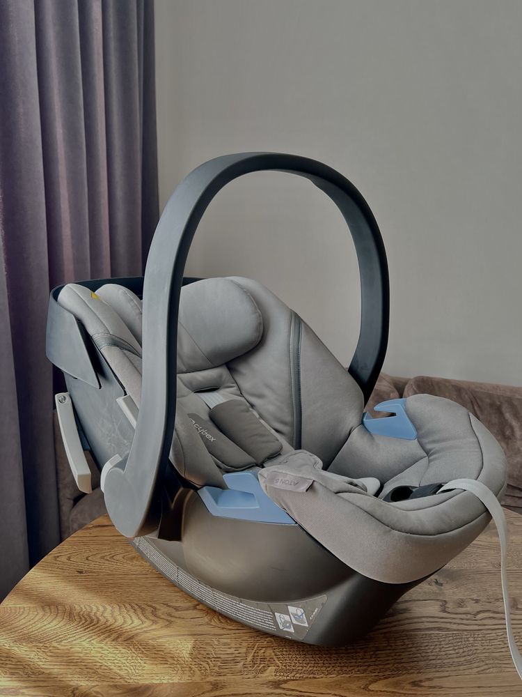 Автокрісло Cybex Aton 5 soho grey