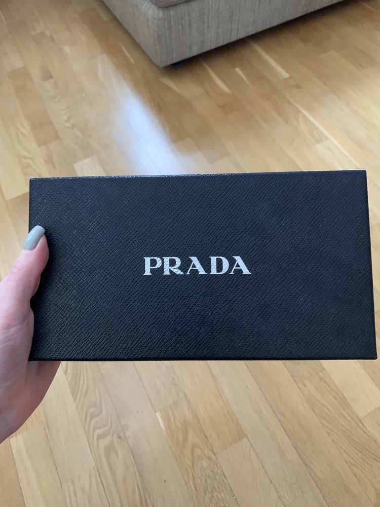 Кошелек Prada орг в идеальном состоянии