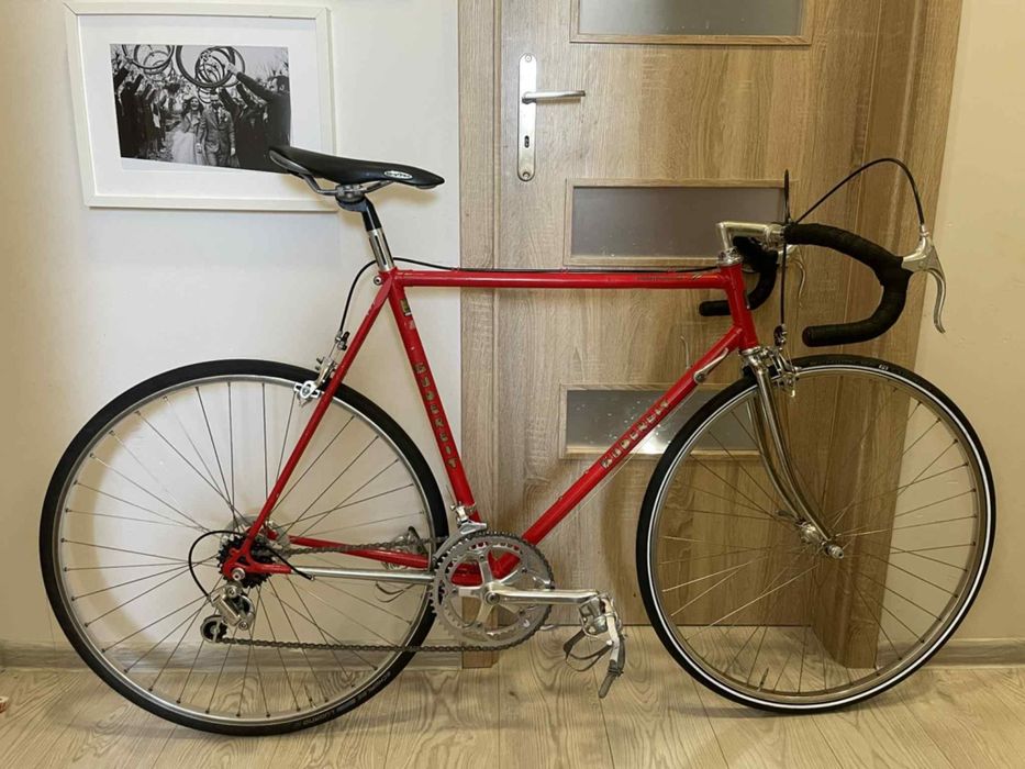 Retro rower szosowy czerwony