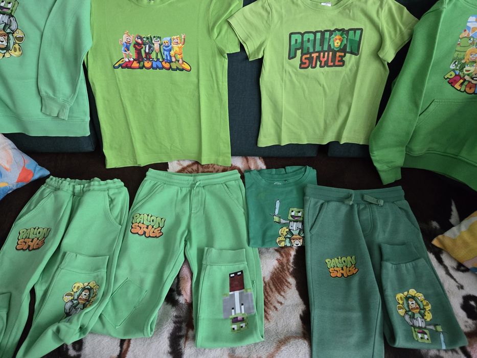 Zestaw ubranek dla Fana Paliona.