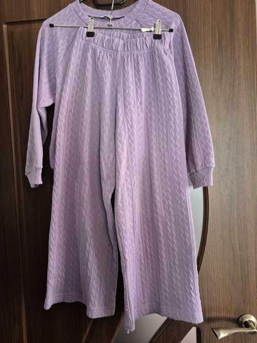 В'язаний костюм Mevis