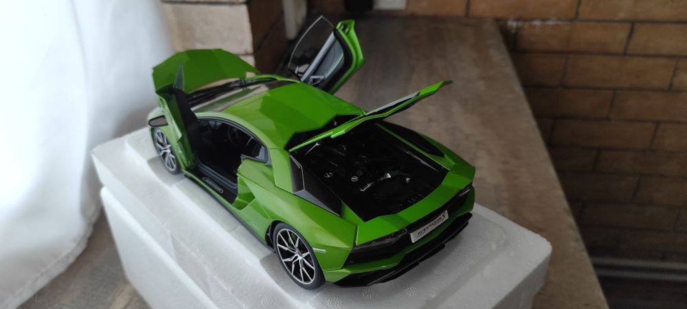 Lamborghini Aventador S 1/18 AutoArt