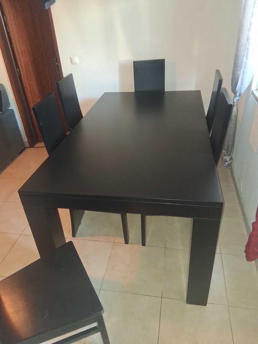 Móveis para sala de estar, mesa, cadeiras