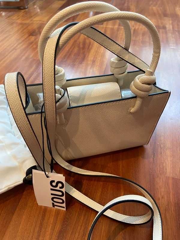 Bolsa Tous nova com etiquetas