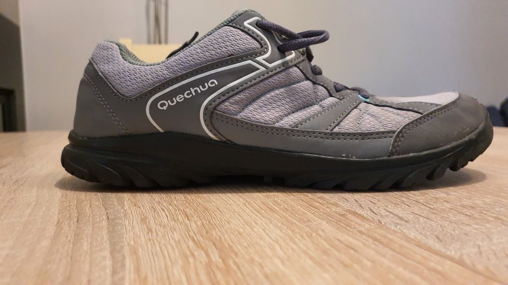 Buty z decathlona Quechua rozmiar 41 unisex
