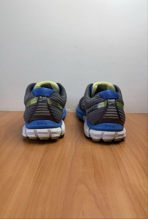 Кроссовки Brooks Ghost 9 размер 45 оригинал спортивные беговые run gel