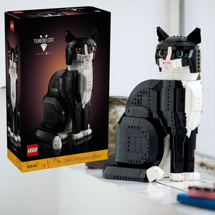 LEGO Tuxedo Cat (21349)