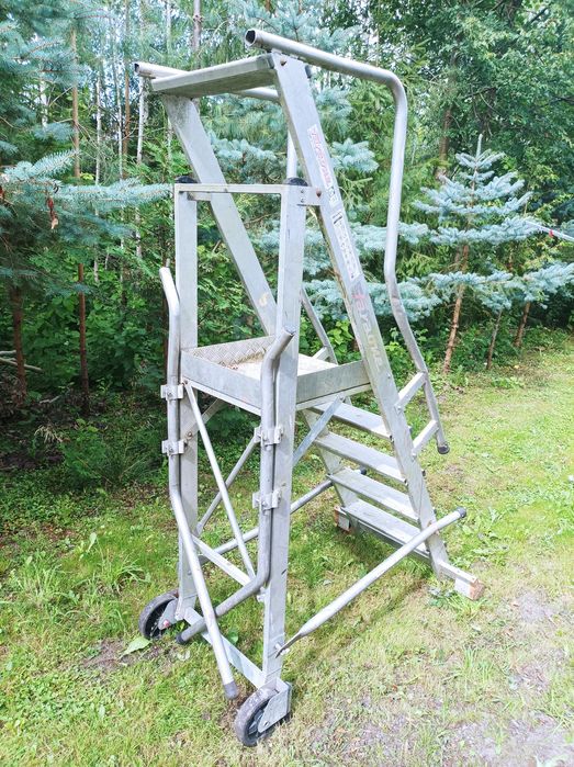 Faraone 150MF drabina magazynowa schody jezdne rusztowanie.