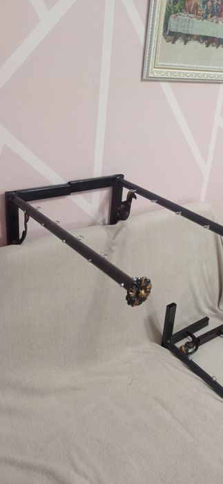 Продам кріплення на вулицю для одягу