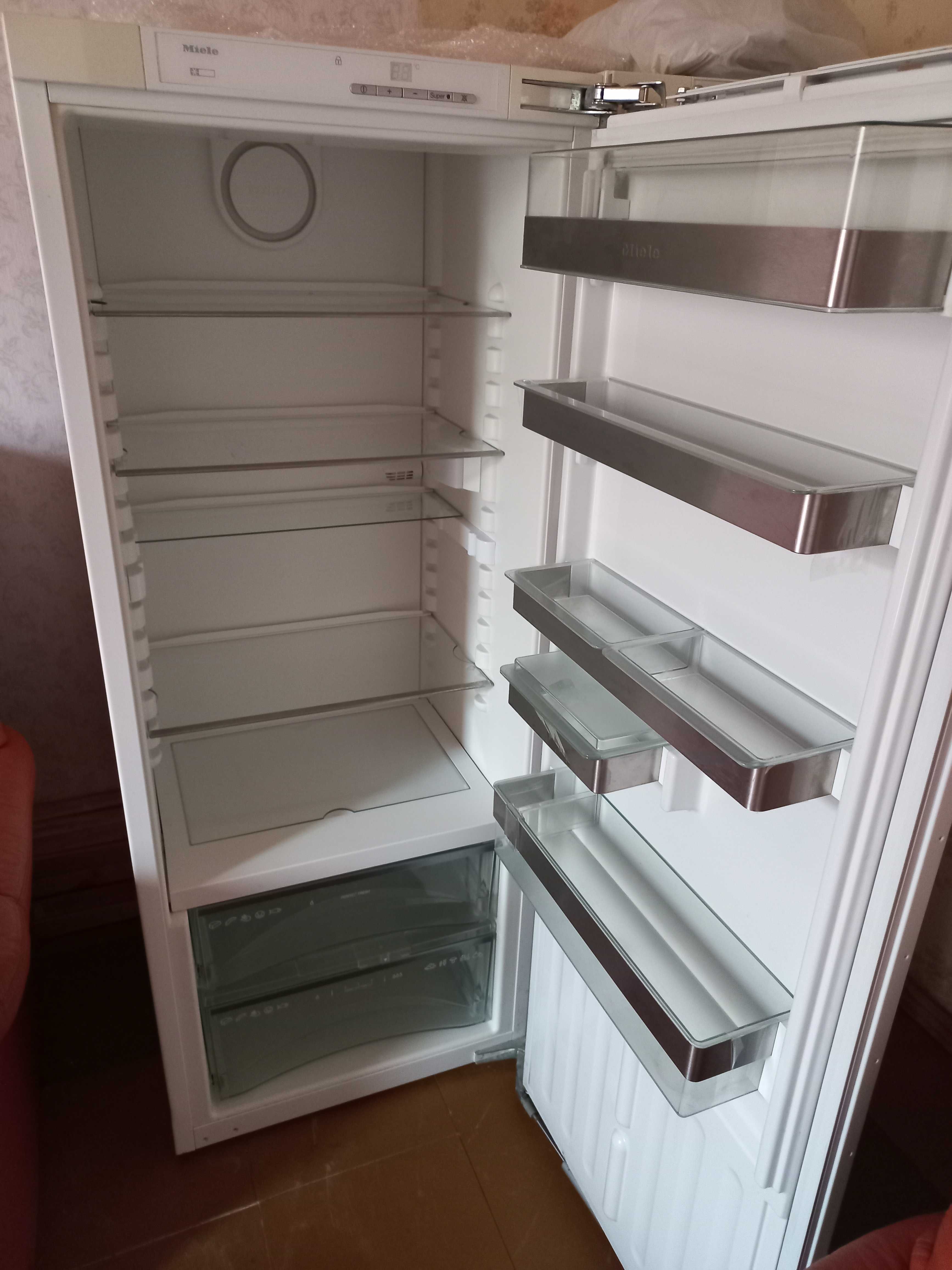 Холодильник и Морозильная камера "Miele" Германия КОМПЛЕКТ! Срочно!