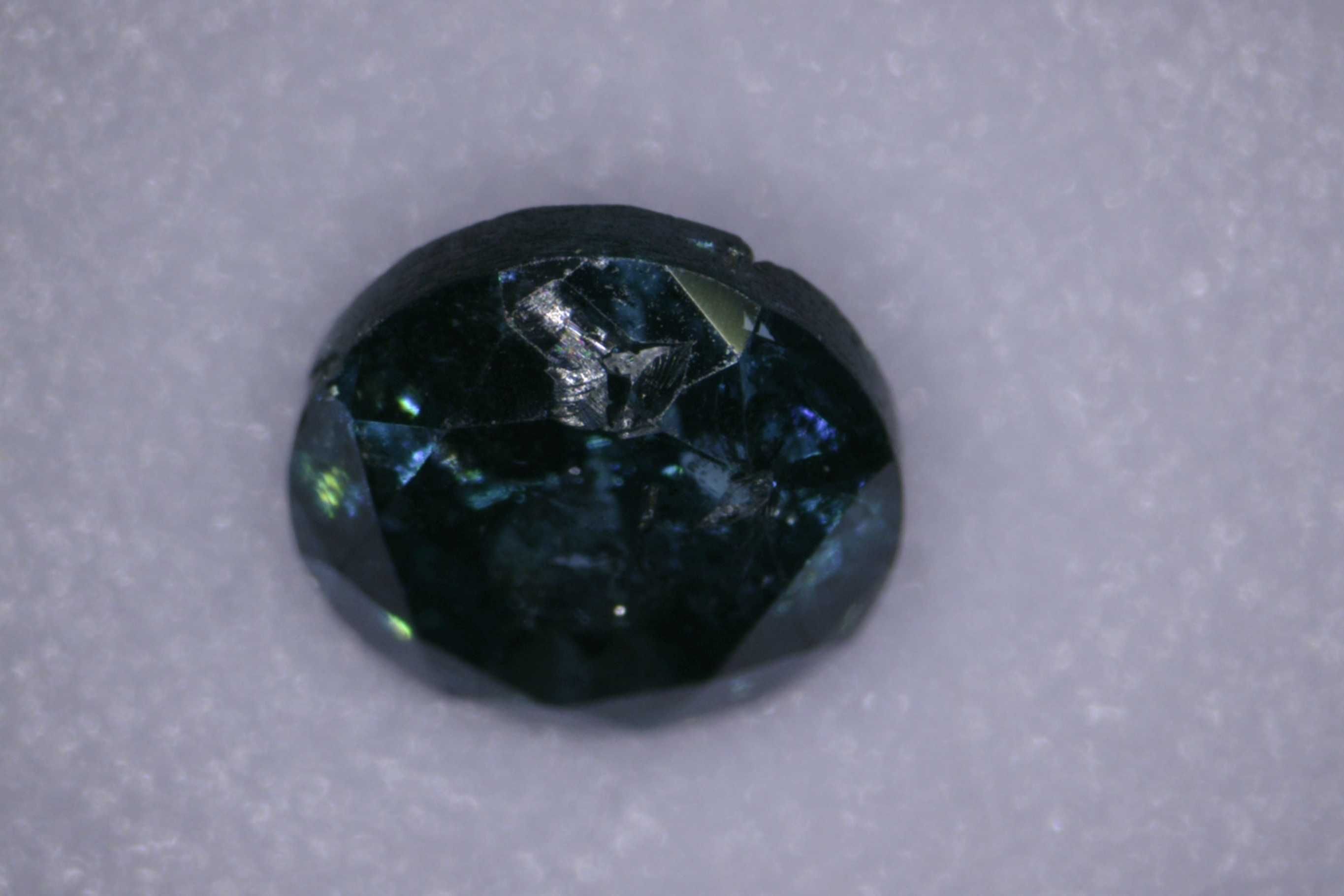 Diament 0.17ct Niebieski Brylant I3