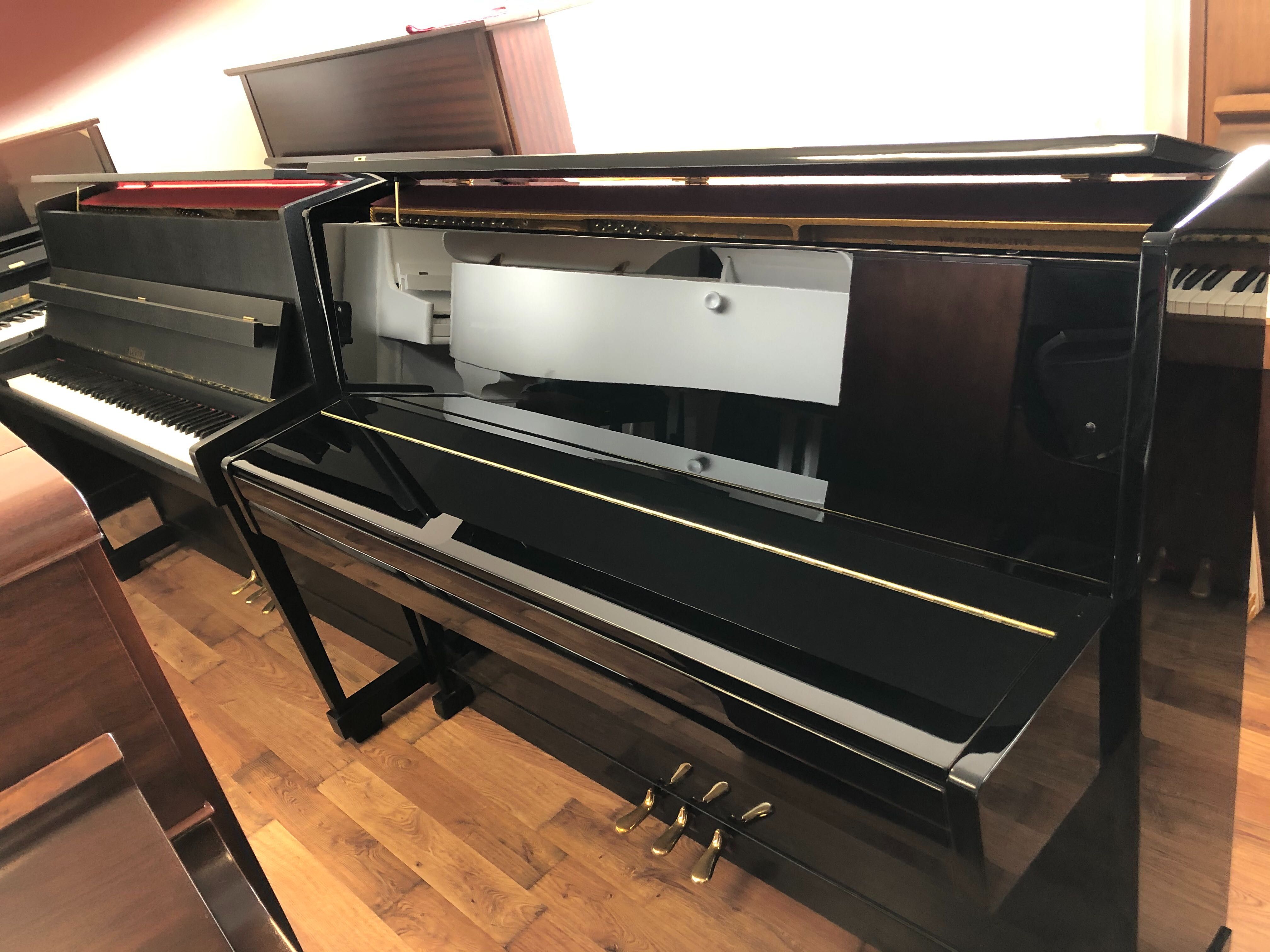 Pianino czarne Rieger kloss 108