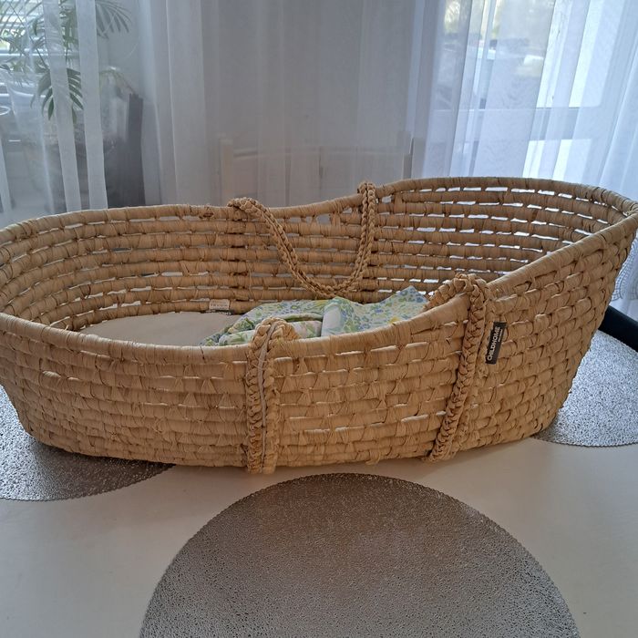 Kosz Mojżesza z materacem