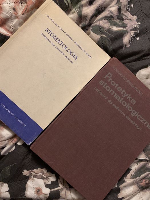 Podreczniki dla studentów stomatologii