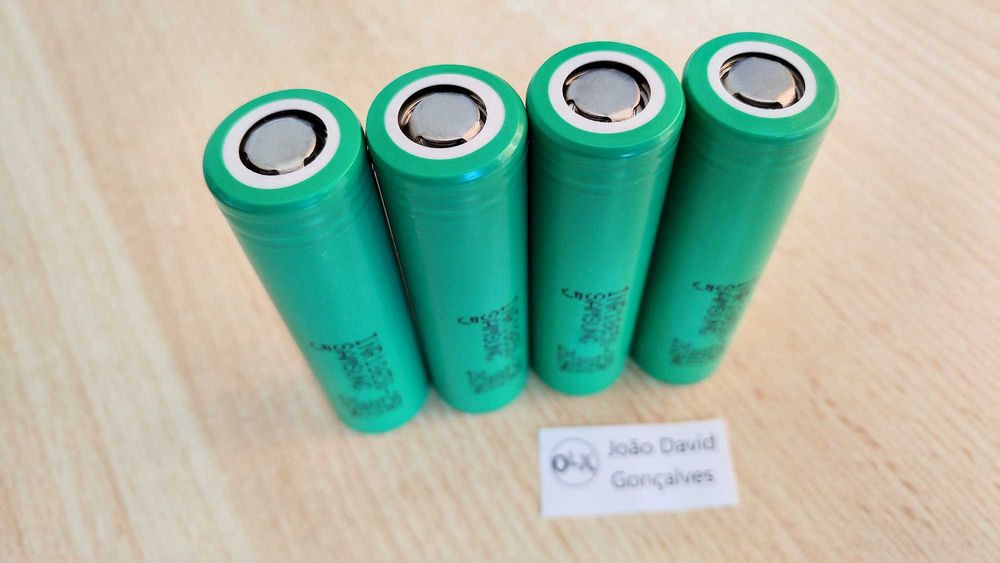 Pilha bateria 18650 Samsung 25R 2500 mAh 20A recarregável