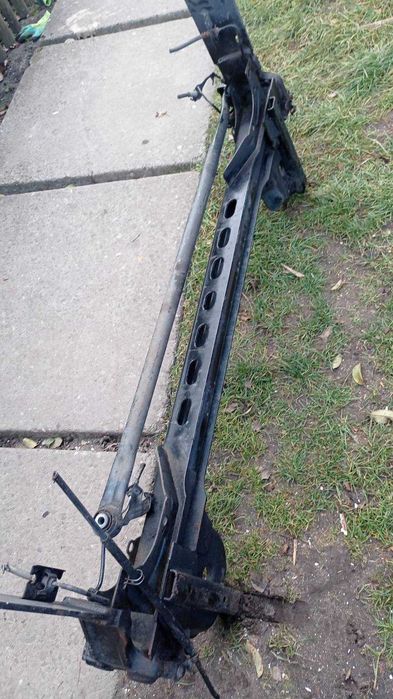 Балка задня Віваро Трафік 2,3,4 Renault Traffic, Opel Vivaro