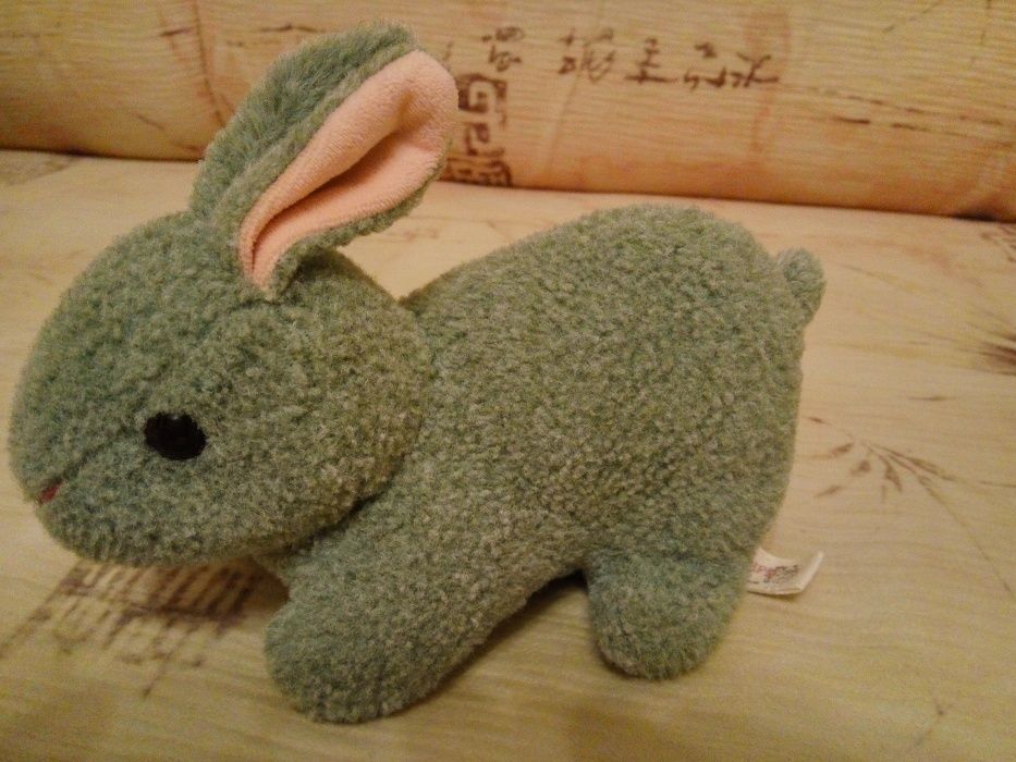 Продам мягкую игрушку Кролик (ТМ Гулливер)