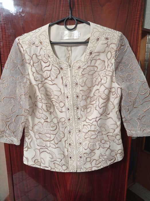 Костюм женский летний ( пиджак+юбка)