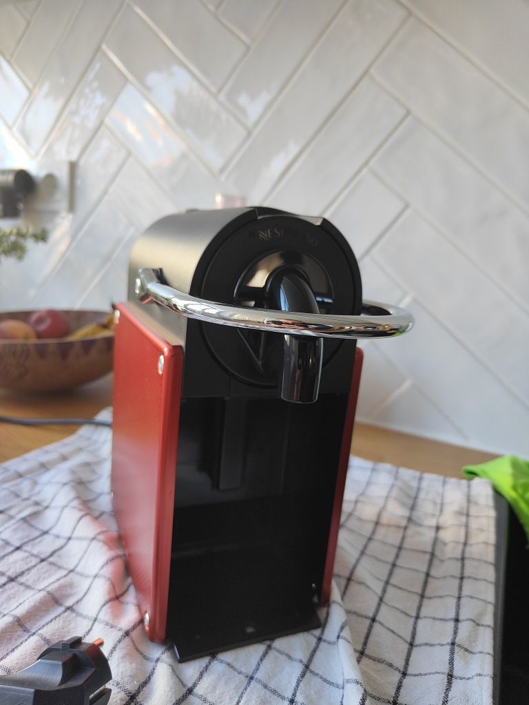 Maquina de café NESPRESSO D61