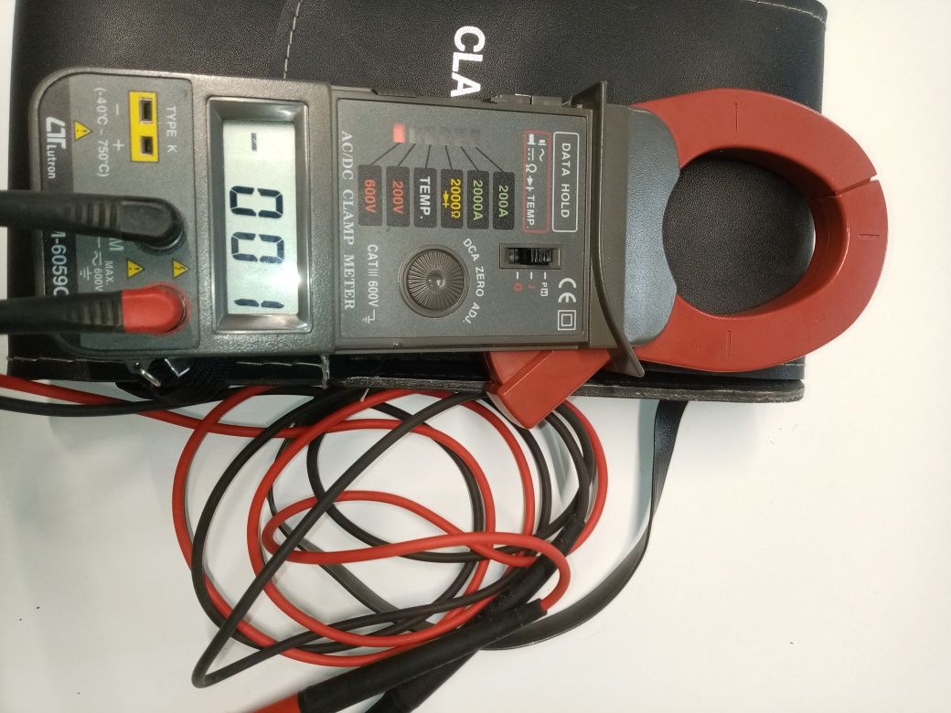 Miernik cęgowy AC/DC Lutron DM-6059C
