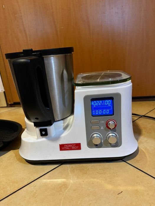 Sprawny Multimilioner Vital-Bot Robot wielofunkcyjny kuchenny
