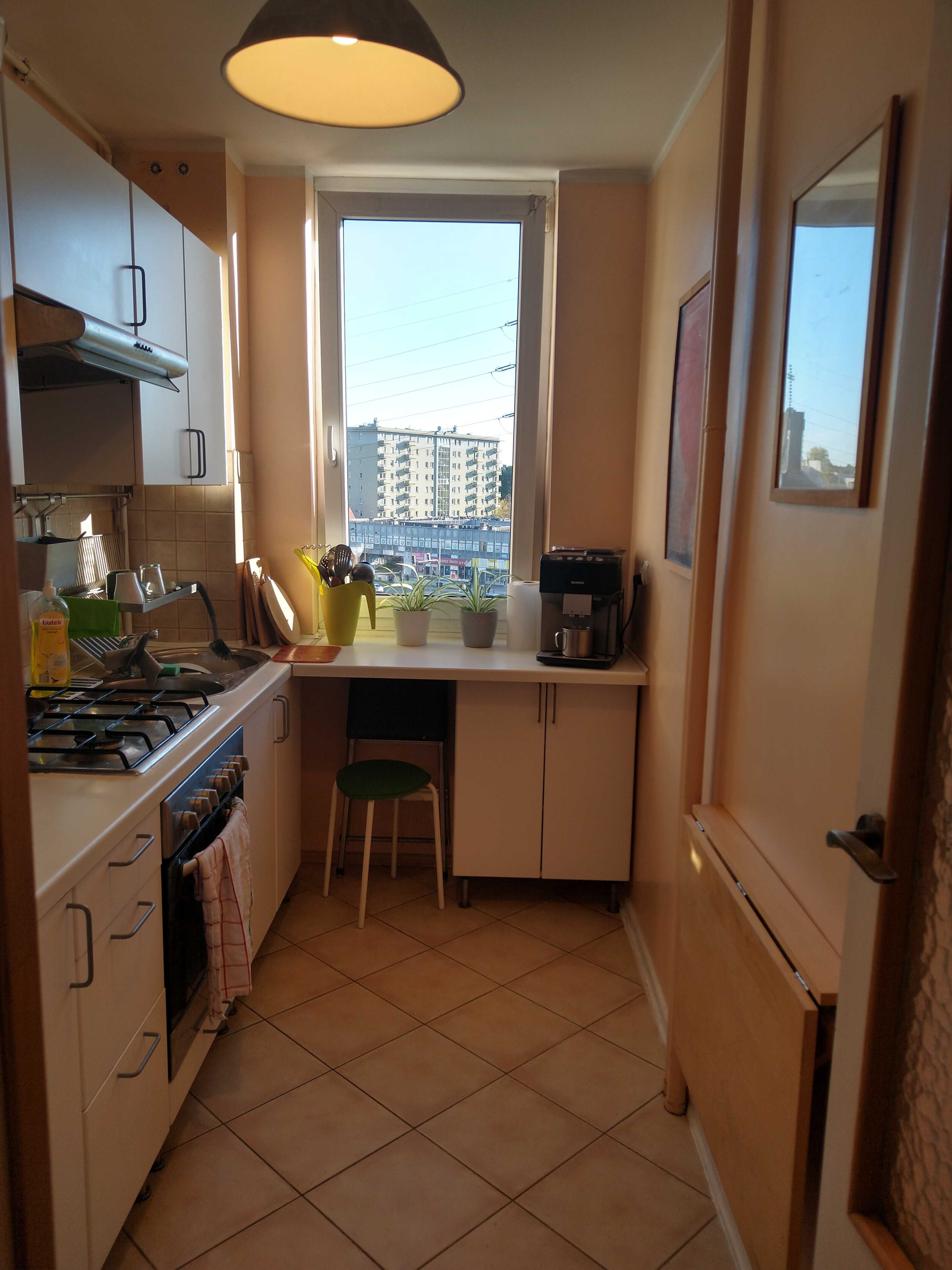 **Pokoj 12 m2 na Orzyckiej ,przy Galerii Mokotow,UW wynajme**