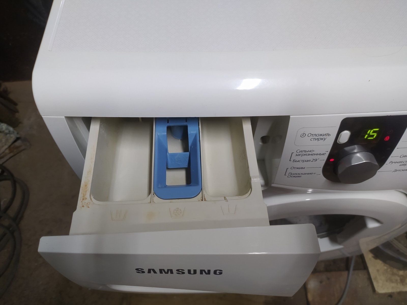 Продам Samsung на 4кг.