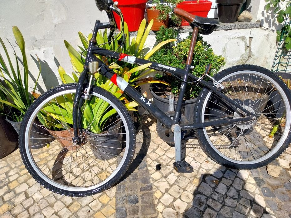 Bicicletas(precisam pequenas reparações)