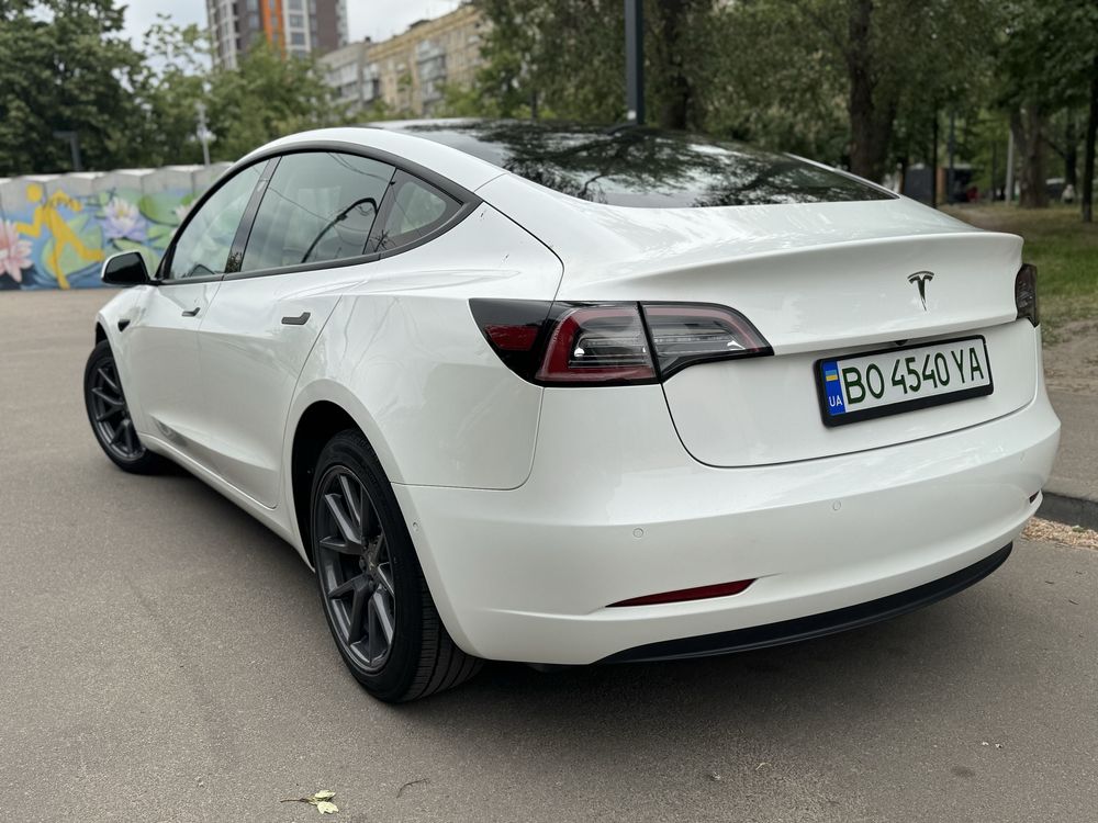 Tesla Model 3 2022 Standart Plus