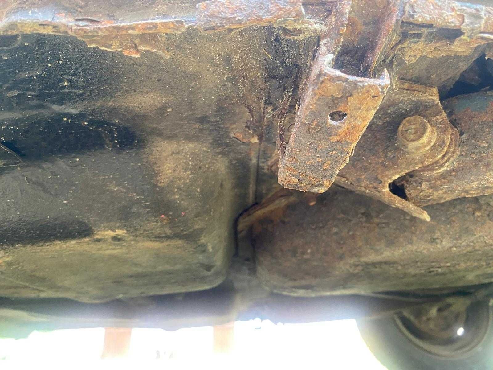 Fiat 126p ELX 1998 – Czerwony klasyk, dobra baza do renowacji