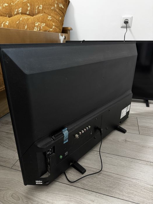 Телевізор Sony KDL-32RE303