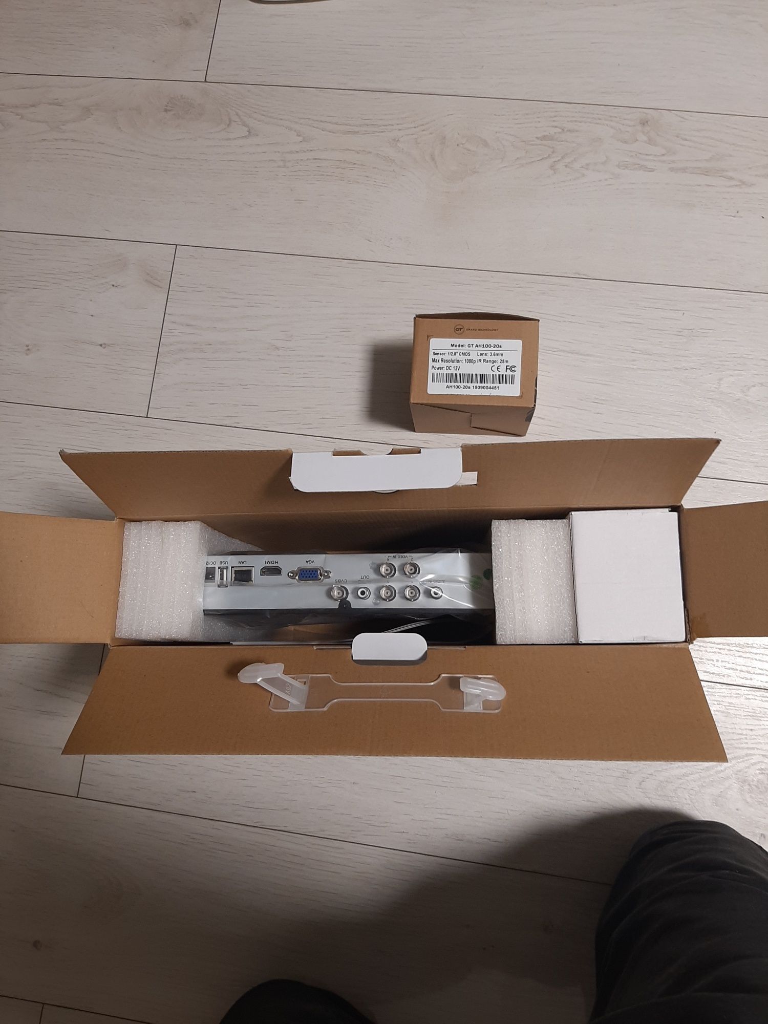 Продам видеорегистратор Gazer NS204r (новый)