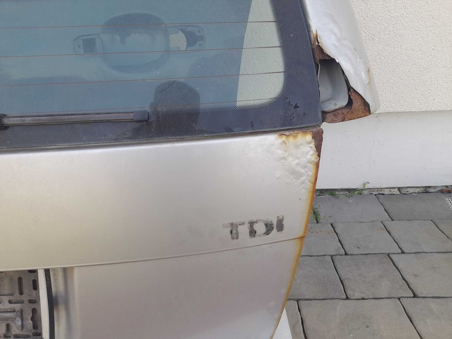 Szyba tylnia klapa bagażnika golf 4 kombi