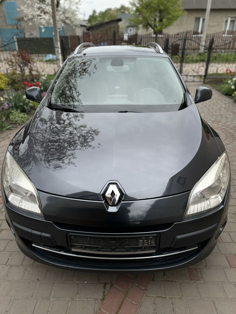 Продам Renault Megane 2009р 1.9DCI 130к/с