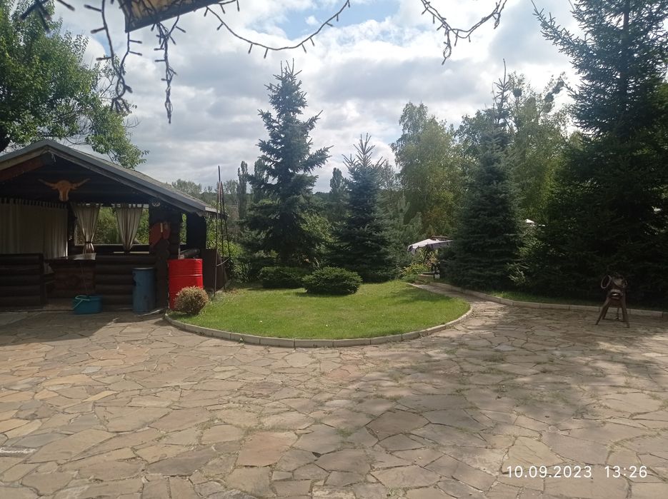 сдам дом сруб Ковбой на берегу пруда в п | Хорошево в 12км от Харькова