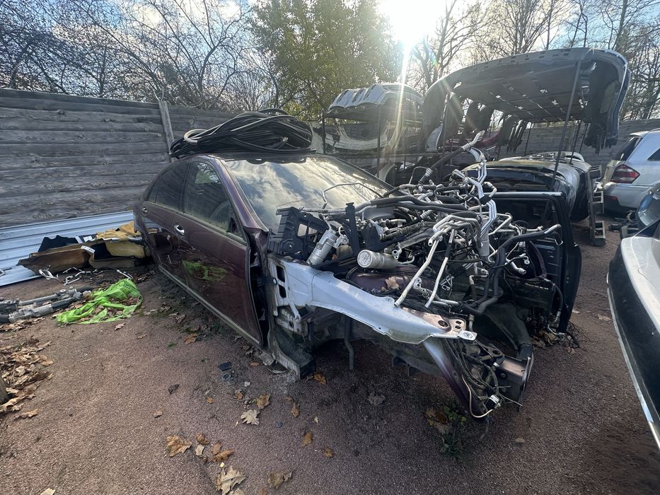 Mercedes S63 AMG W221 6.3 2008 року лонг червоний