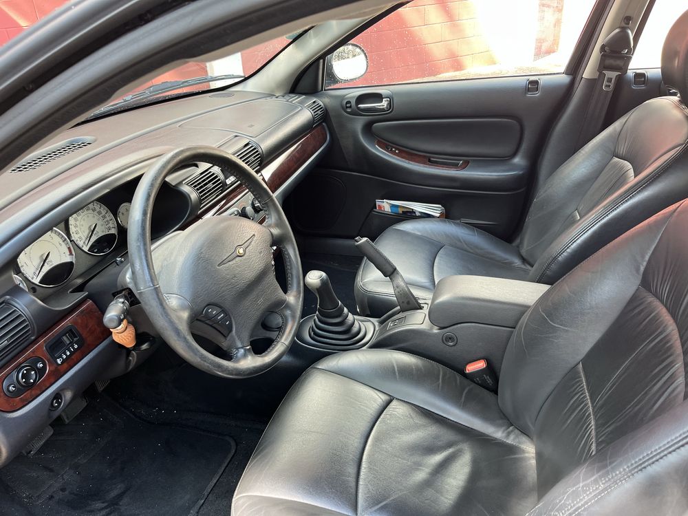 Chrysler Sebring impecavel so de um dono com 137mil