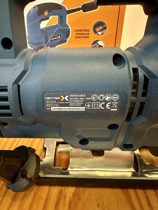 Serra tico-tico Dexter 750w com fio