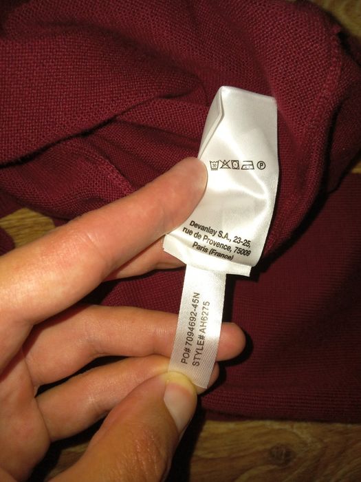 Светр від Lacoste